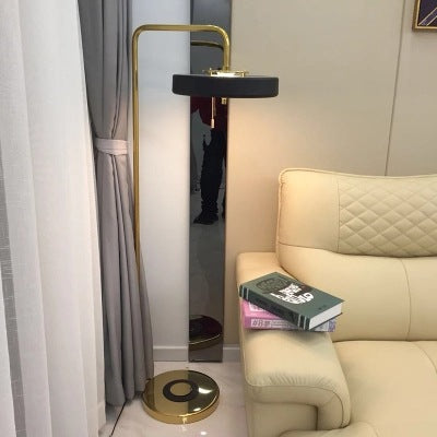 簡約後現代設計師客廳書房北歐落地燈創意現代地燈臥室立式檯燈 - luxhkhome