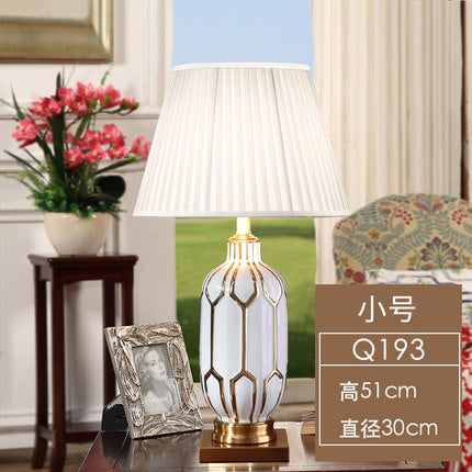 美式簡約現代創意個性床頭燈陶瓷輕奢客廳婚房臥室檯燈裝飾燈具 - luxhkhome